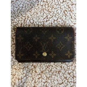 Louis Vuitton Monnaie Monogram wallet